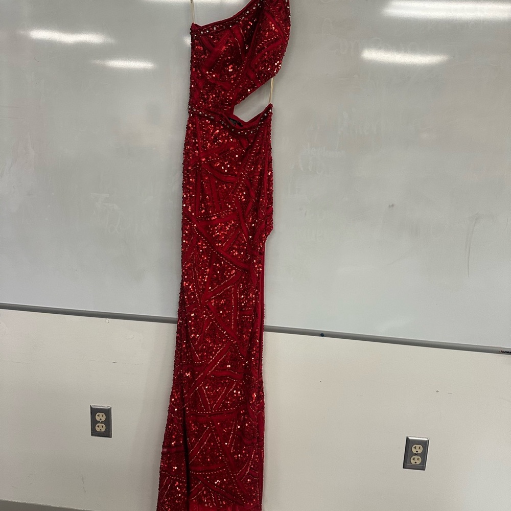 Elegant Red Sequin Prom Dress